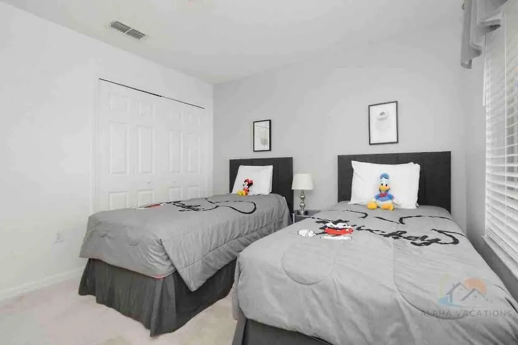 Highgate Oasis Villa Davenport Holiday home
